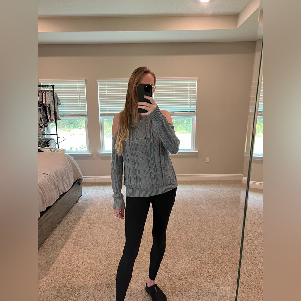 Gray Vici Sadie & Sage Cut Out Shoulder Sweater